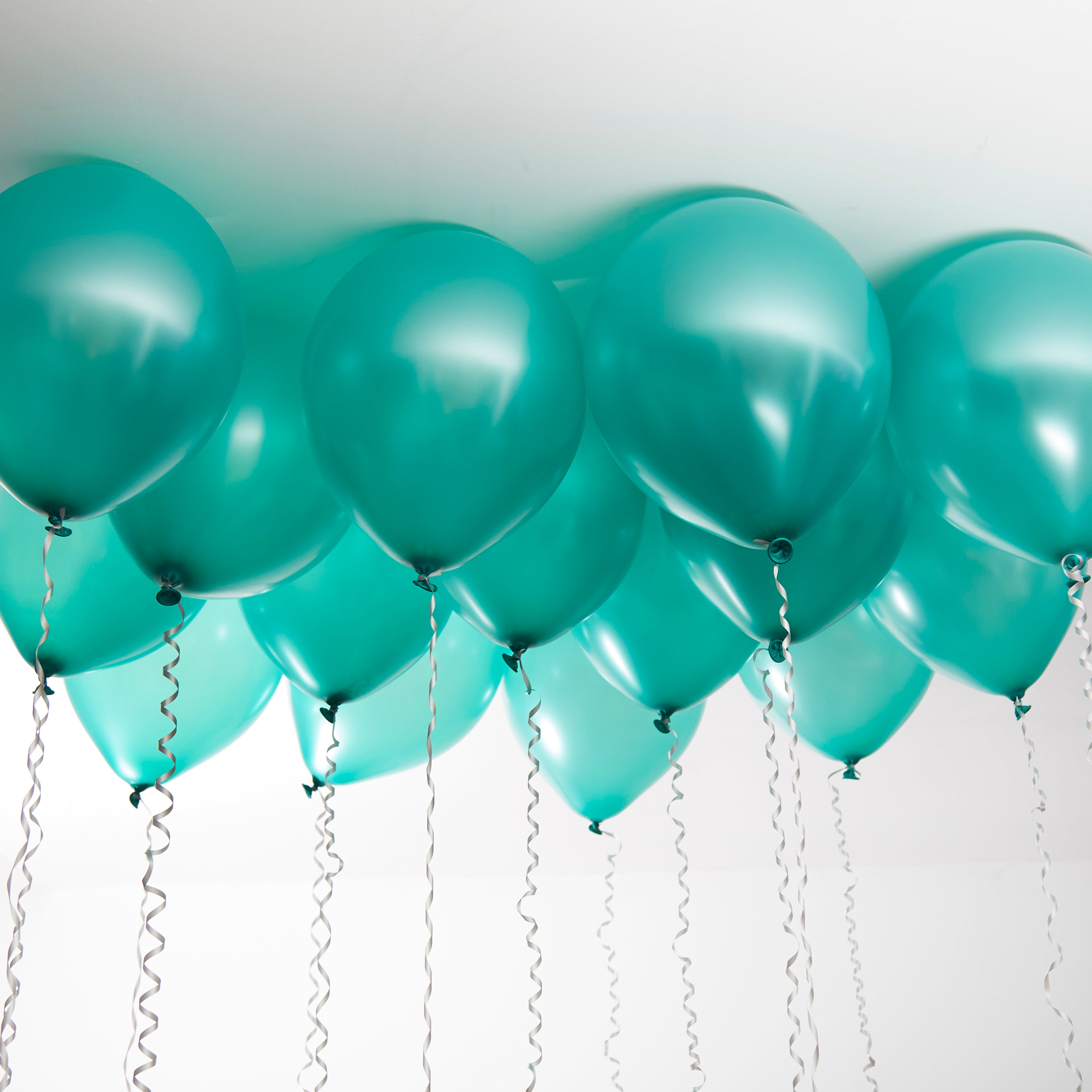 green-paw-metallic-balloons-luftballons-gr-n-25-st-ck-helium image 3