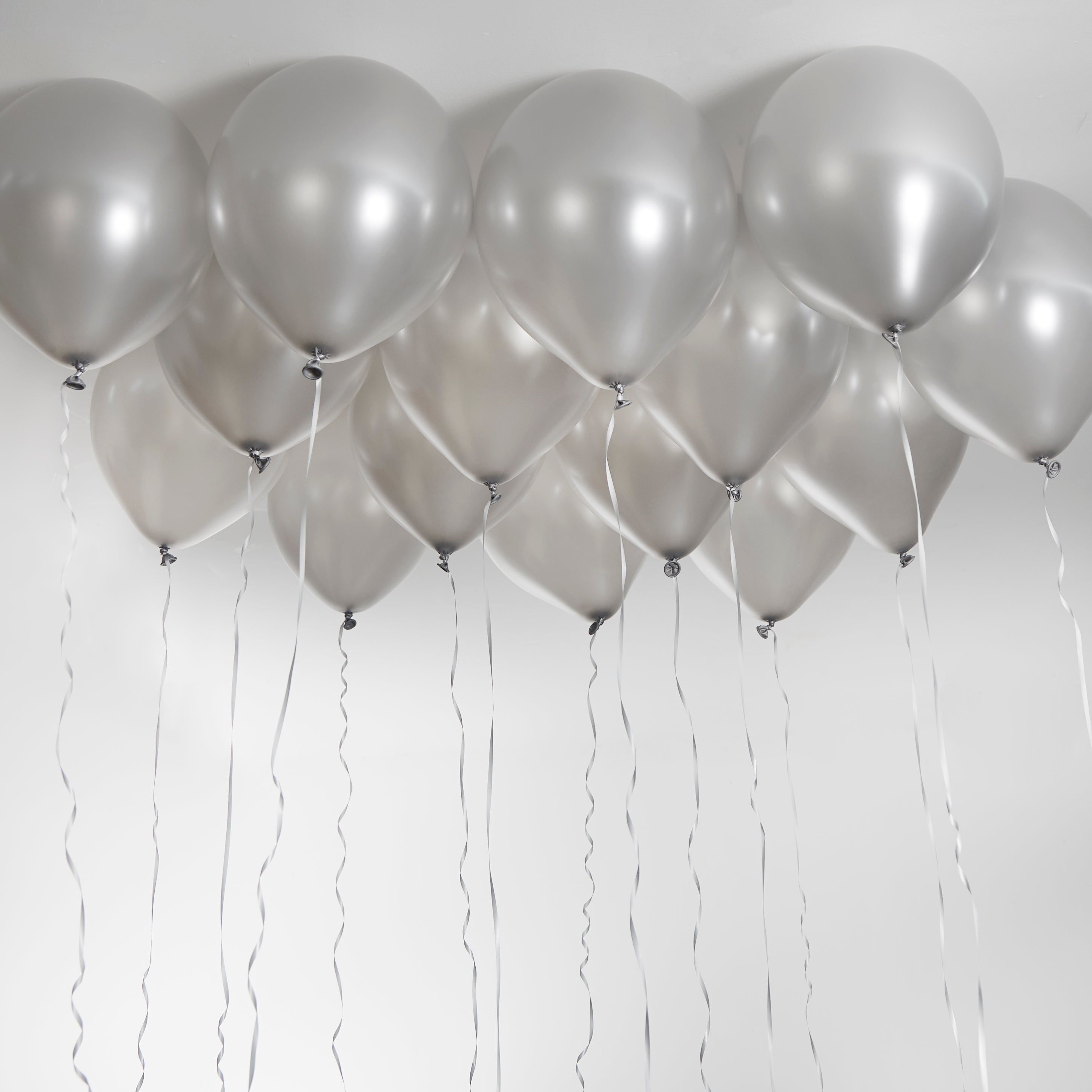 green-paw-metallic-balloons-luftballons-silber-50-st-ck image 3