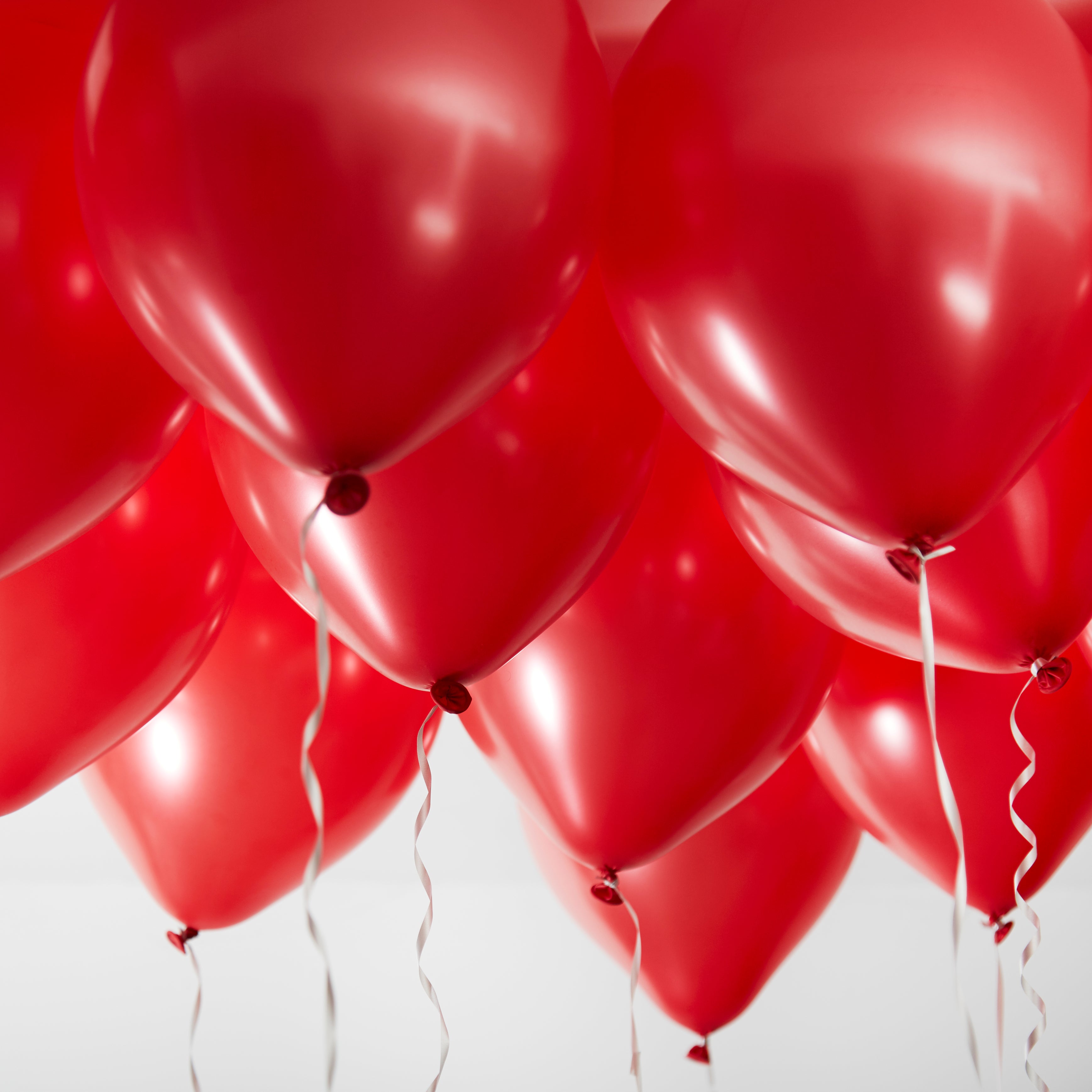 green-paw-metallic-balloons-luftballons-rot-50-st-ck-latex image 2