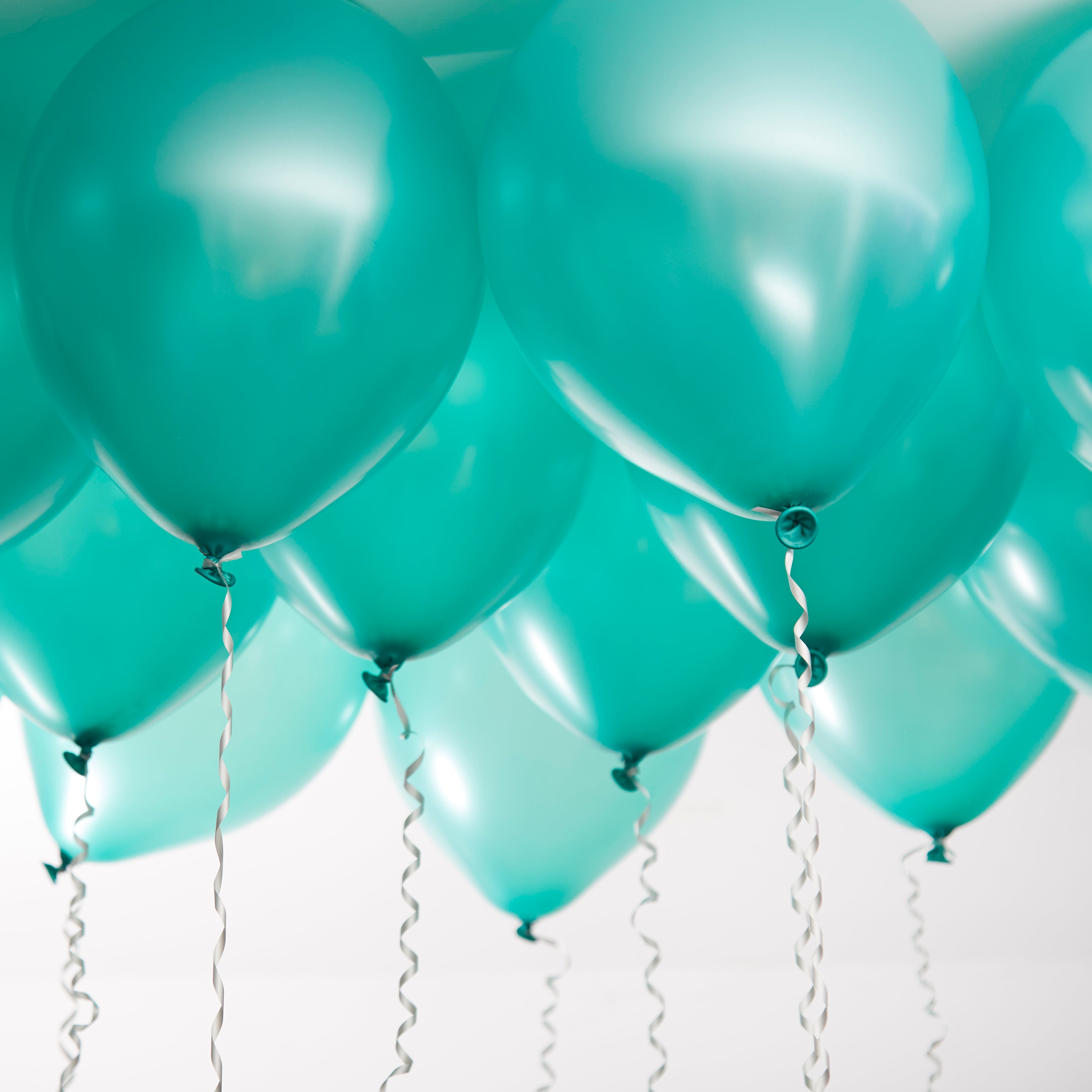 green-paw-metallic-balloons-luftballons-gr-n-25-st-ck-helium image 2
