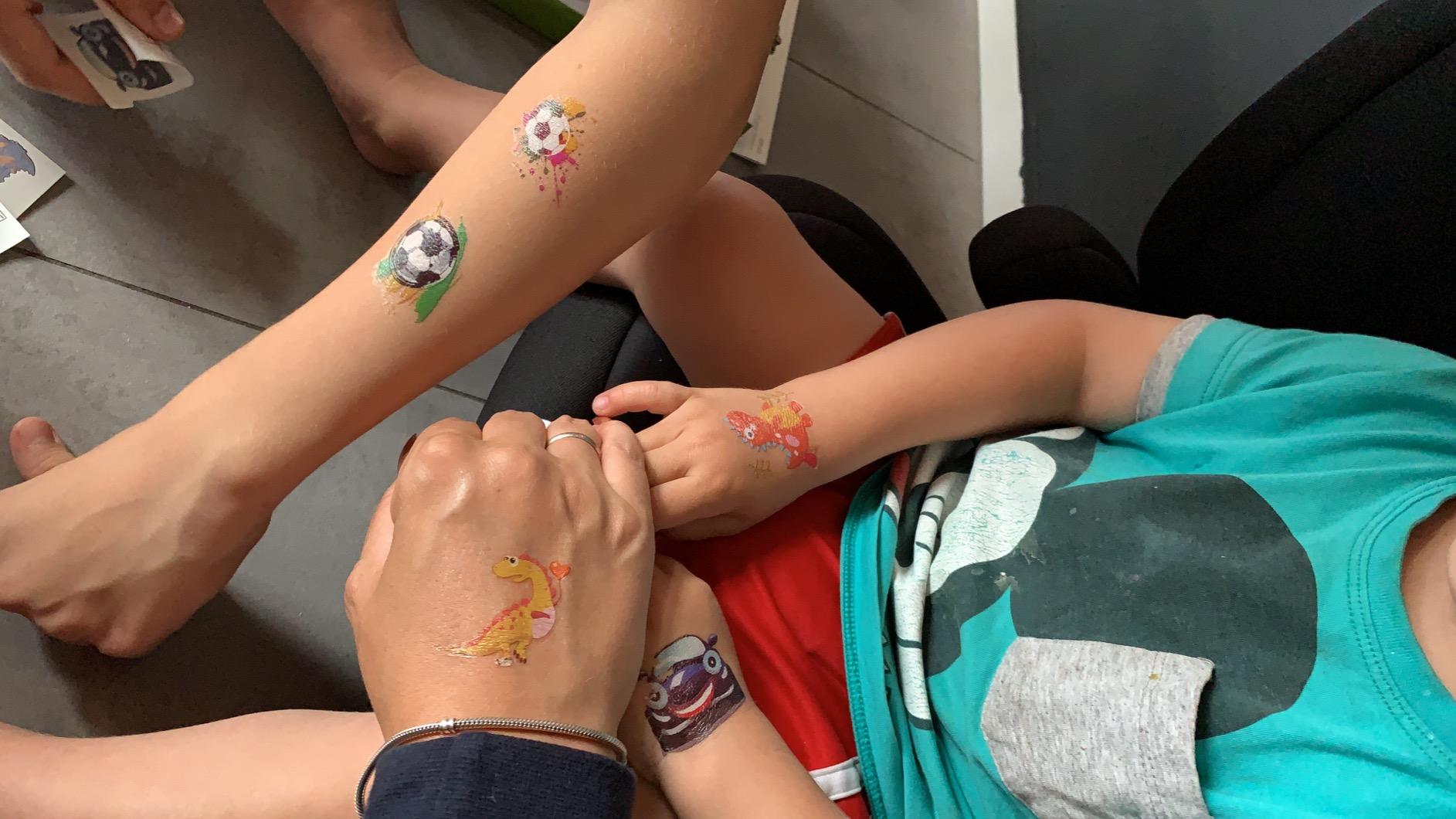 Kinder glücklich
